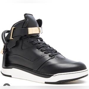 Used Buscemi B Court sneakers are high-top sneakers made in Italy size 13